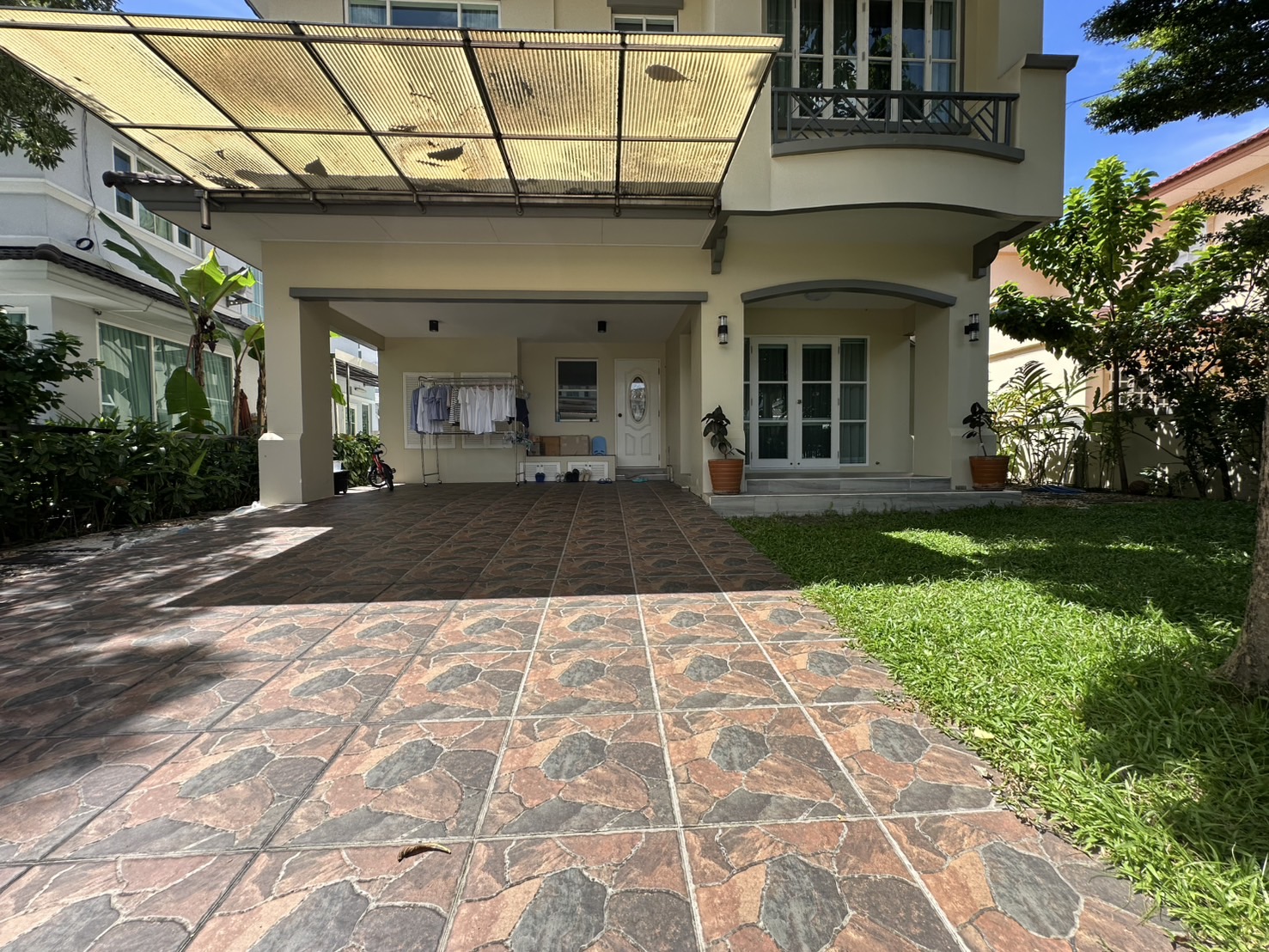 546454319_1242079967939031_1923767629113226481_n